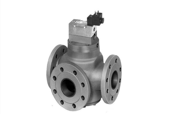 氣爆噴泉設備不僅采用特制的裝置，以壓縮空氣為動力噴出碩大的水柱