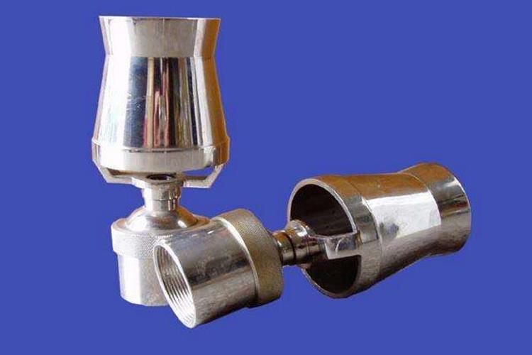 可適用于不同角度的噴射要求，多用于廣場和公共場所的噴水池中