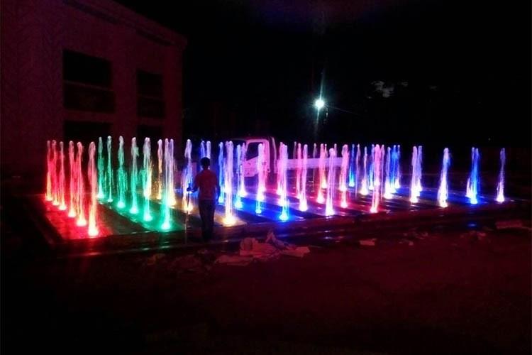 音樂噴泉安裝完成展示