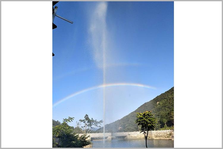 它具有較好的集聚人氣的效果，多見于景區、公園等公共休閑場所