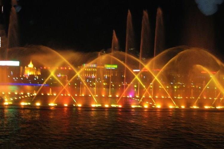 水上音樂噴泉燈光設計很重要