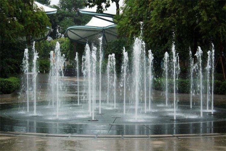 噴泉水景電氣子分部及其分項工程、控制子分部及其分項工程的驗收應按現行國家標準《電氣裝置安裝工程電氣設備交接試驗標準》GB50150