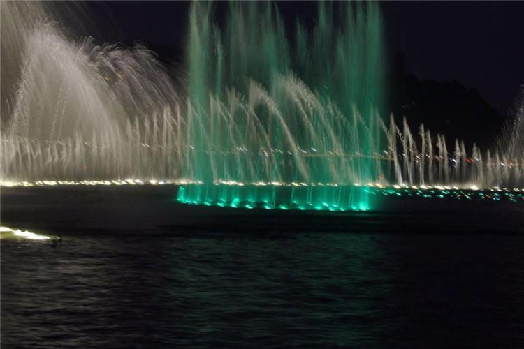 音樂水景噴泉模型為軟件開發過程自下而上周期的各階段是相互迭代和無間隙的特性