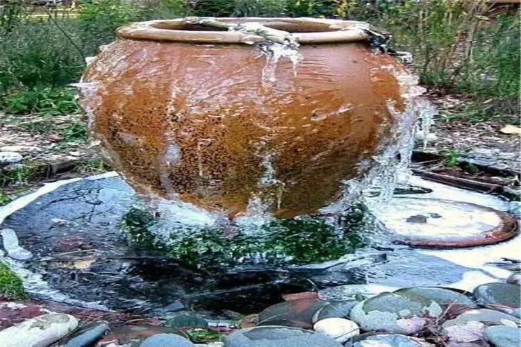 國內庭院小噴泉的發展速度雖快，但還存在諸多的弊病