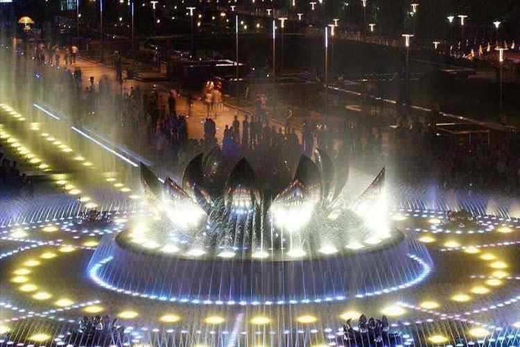 在以前的園林建設中，噴泉施工公司采用的管道材質多是熱鍍鋅鋼管